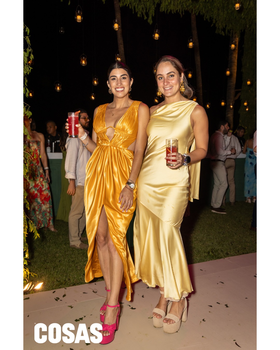 Kiara Menacho y Mariana Indacochea