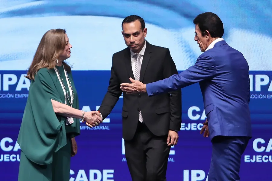 Presidente Jerí en CADE 2025: "Hoy es el momento de devolver la tranquilidad y seguridad a los peruanos para seguir creciendo a tasas altas".