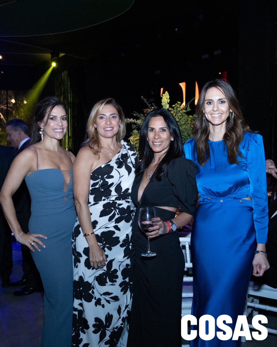 Pamela Molla, Ale Kores, Mariella Caipo, y Mariana Gabillo