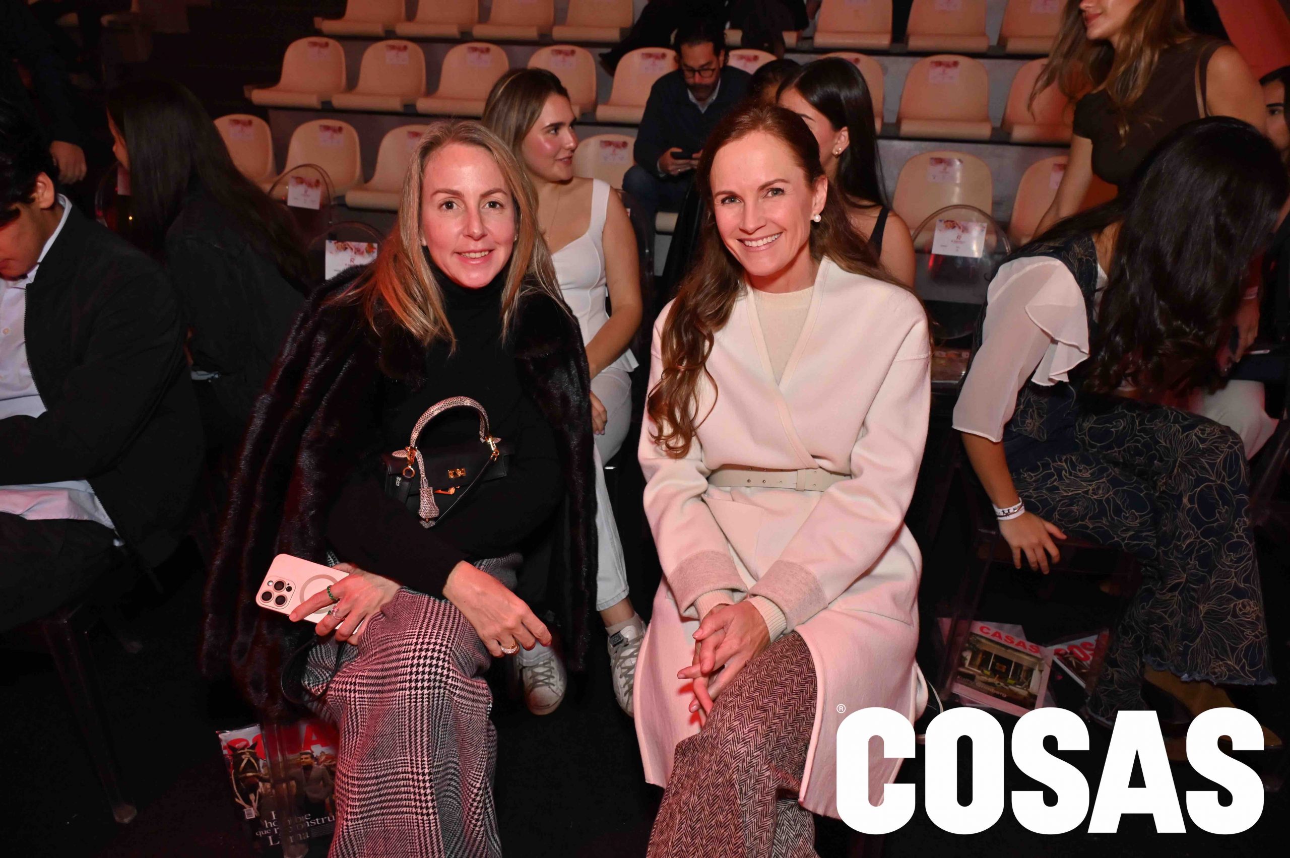 Victoria Rada y Claudia Añorga.