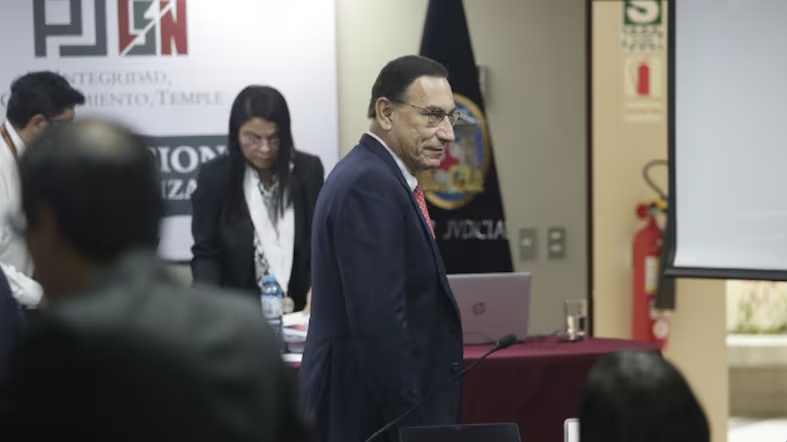 El Cuarto Juzgado Penal Colegiado Nacional dictó condena de prisión efectiva contra Martín Vizcarra por cohecho pasivo propio, vinculando la corrupción a los proyectos emblemáticos de su gestión en Moquegua.