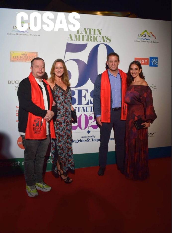 Daniel Sologuren, Raphaela, James Berckemeyer y Rafaela Moreno del restaurante Cosme.