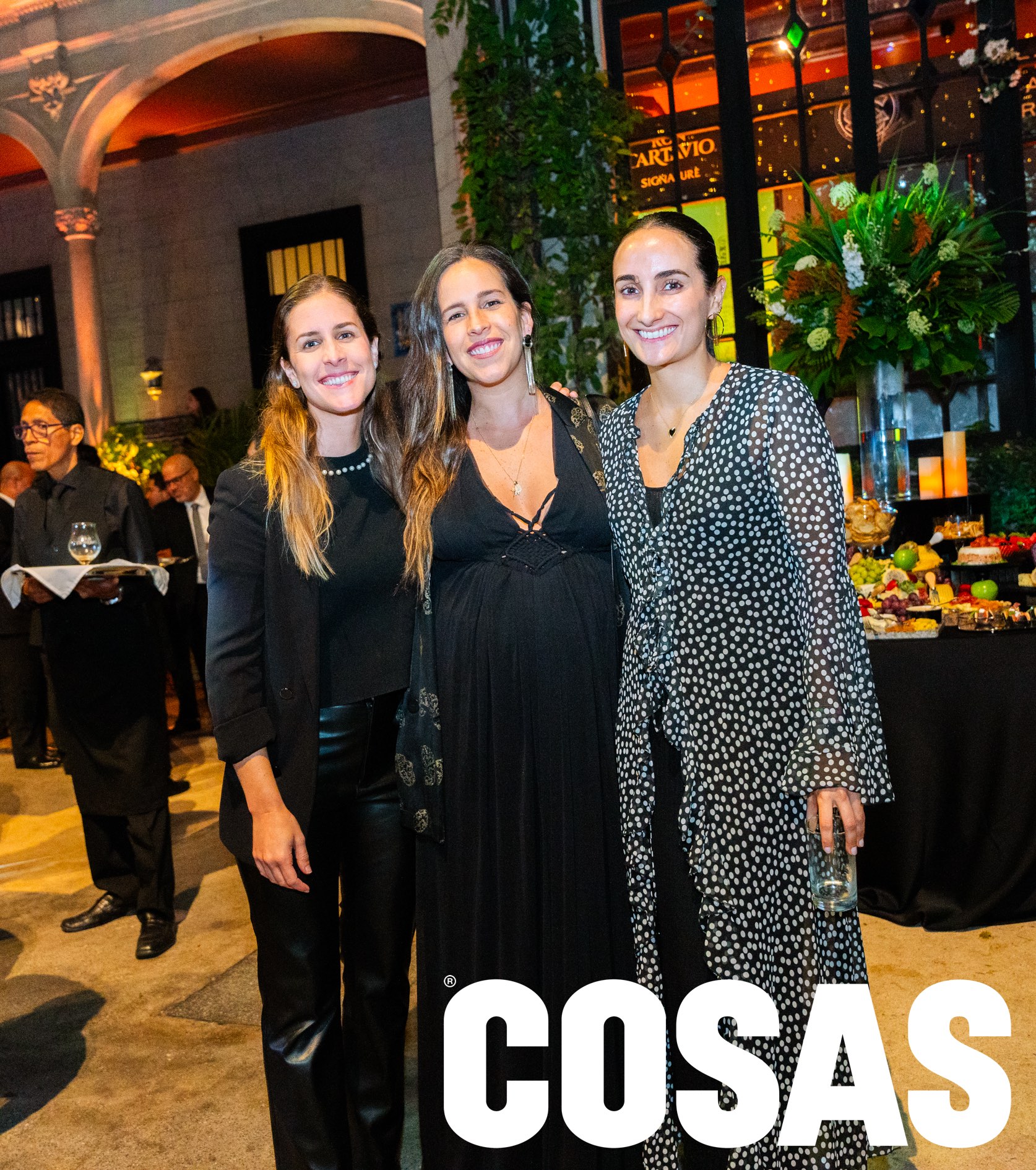 Valerie Benín, Luciana Espinar y Stephanie Heighes.