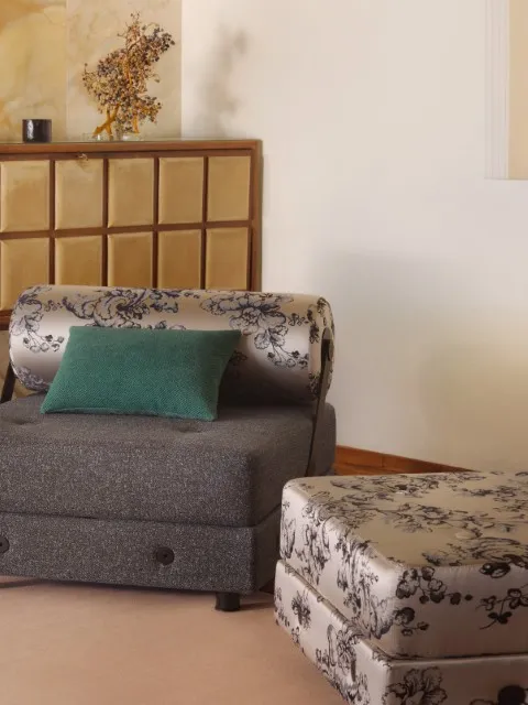 La luz deja de ser un efecto y se convierte en materia: textiles que transforman el espacio.