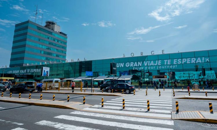 La histórica fachada del aeropuerto se prepara para integrarse al proyecto Ciudad Aeropuerto impulsado por LAP.